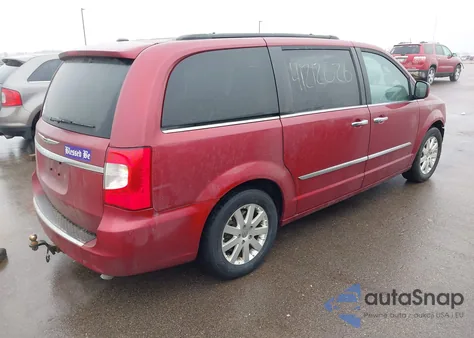 2016 Chrysler Town & Country Touring from USA, damaged, VIN 2C4RC1BG5GR121332